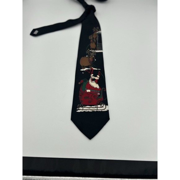 Holiday Santa Christmas Necktie - Picture 5 of 5
